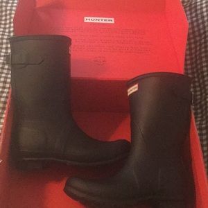 Hunter Adjustable Rain Boots - 8 B(M)